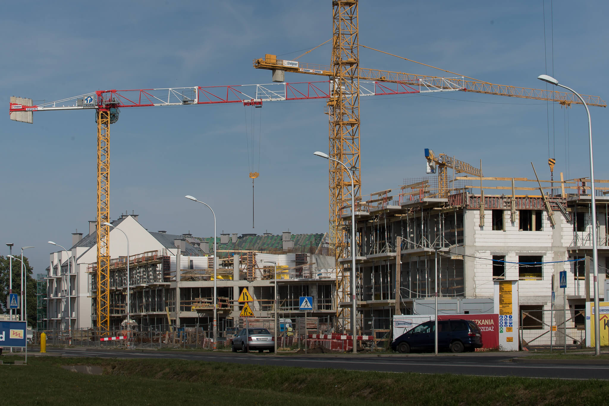 Budowa I2 Development, KPB, ul. Avicenny, 2019